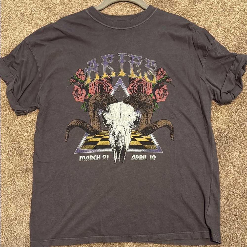 Girl Dangerous Woman’s Aries Graphic T-Shirt - Faded Black Size XS